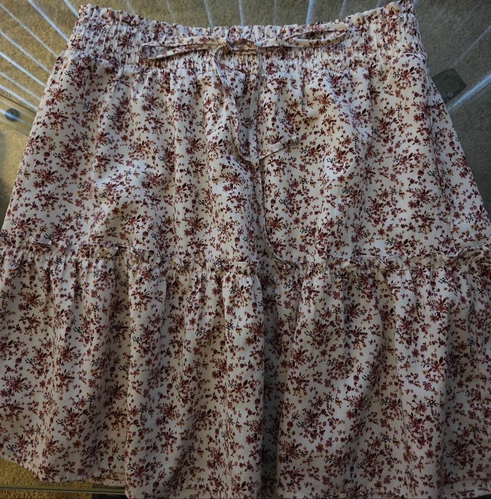 Tiered Mini Skirt in Cream with Rust Floral Print